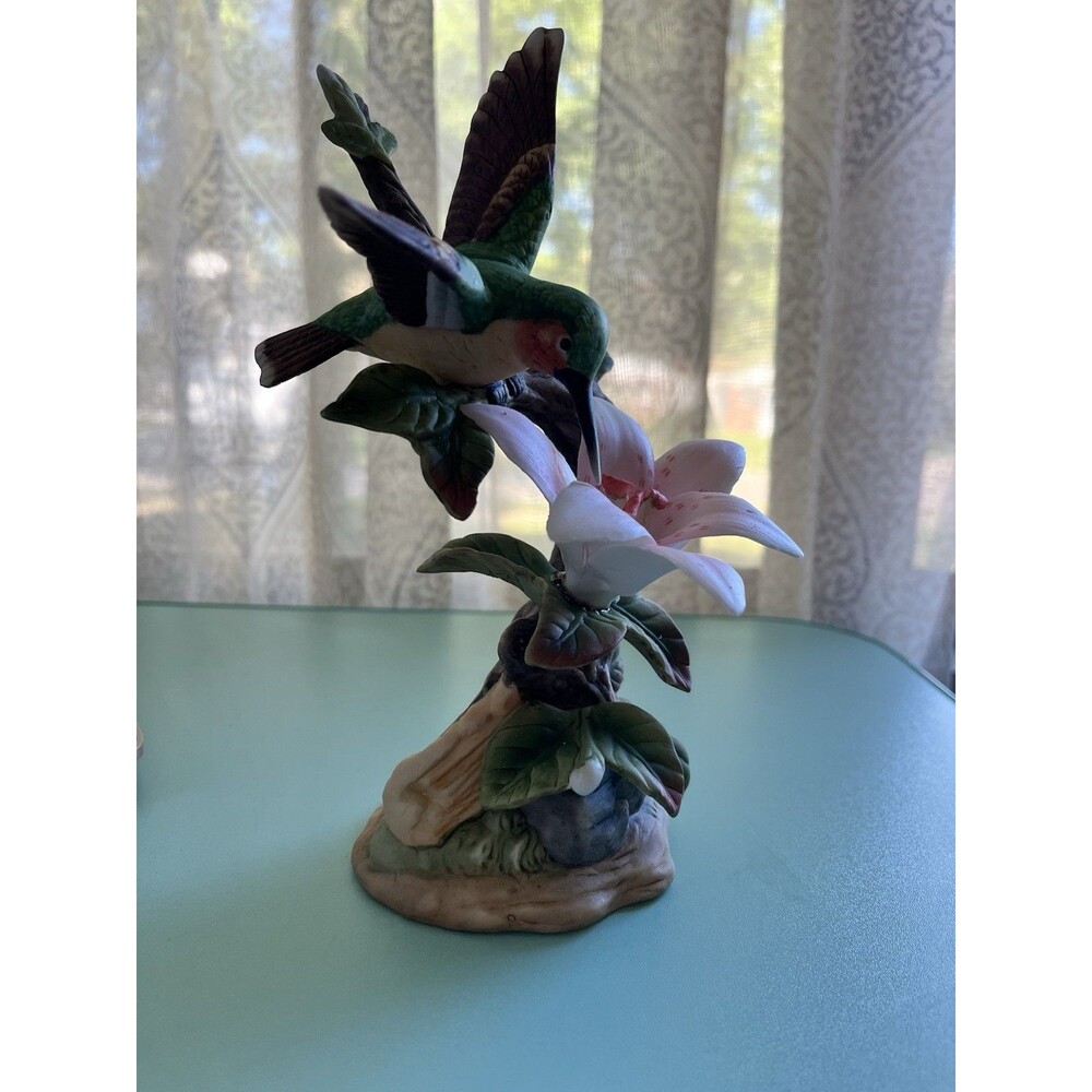 Vintage House of Lloyd Porcelain Hummingbird Figurine Bird Collectible Decor - Picture 9 of 9